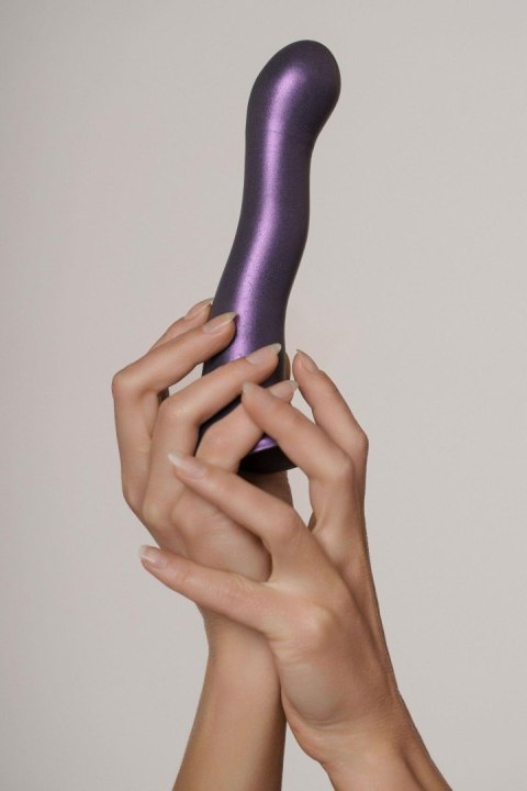 Ultra Soft Silicone Curvy G-Spot Dildo - 7'' / 17 cm Ultra Soft Silicone Curvy G-Spot Dildo - 7'' / 17 cm