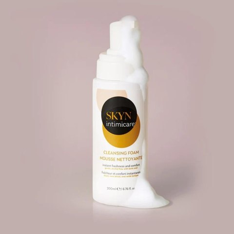 SKYN Intimicare Cleansing Foam - pianka oczyszczająca dla kobiet 200ml SKYN Intimicare Cleansing Foam - pianka oczyszczająca dla kobiet 200ml